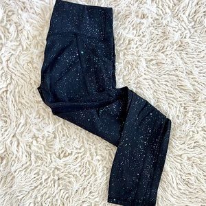 Curves’n’Combatboots CNC rainbow paint splatter leggings